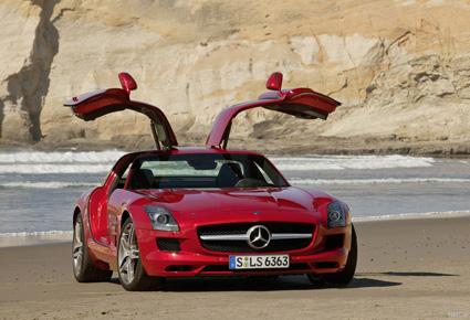 "Mercedes Benz SLS AMG 2011" تجسيدا للتكنولوجيا العالية